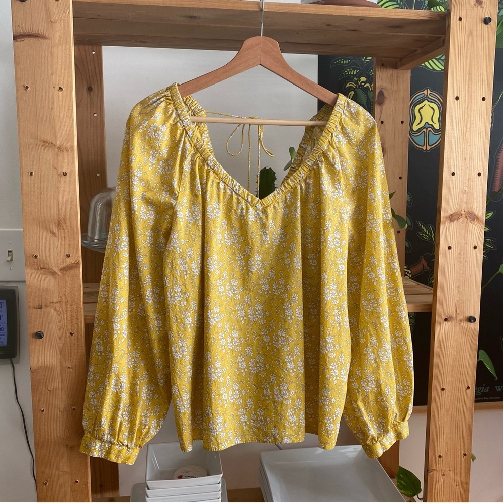 J. Crew Liberty Fabrics Yellow Floral Capel V-Neck Organic Cotton Blouse M - Picture 3 of 14